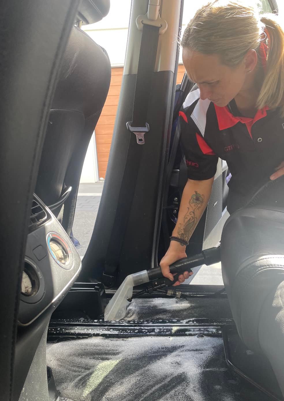 Shampoo Interior Cleaning Gold Coast